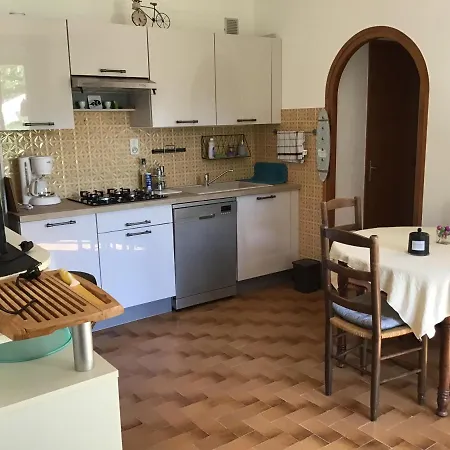 Le Petit Apartment